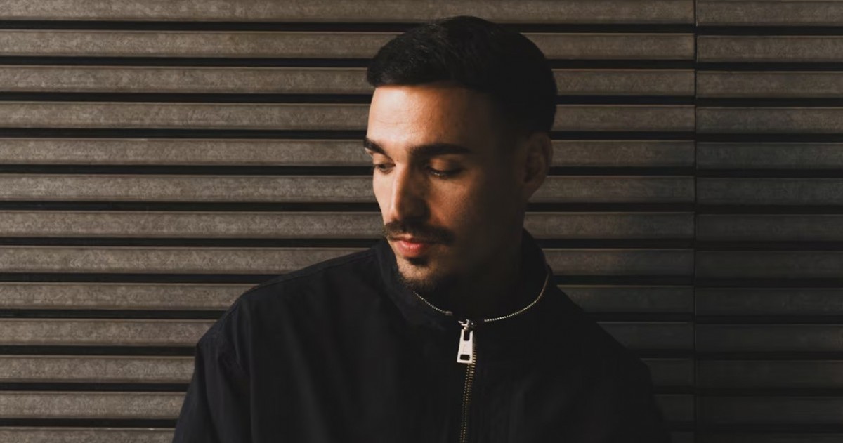 Rels B estrenó “love love FLAKK”, un álbum que recorre distintas etapas de su identidad musical y suma una colaboración junto a Kali Uchis.